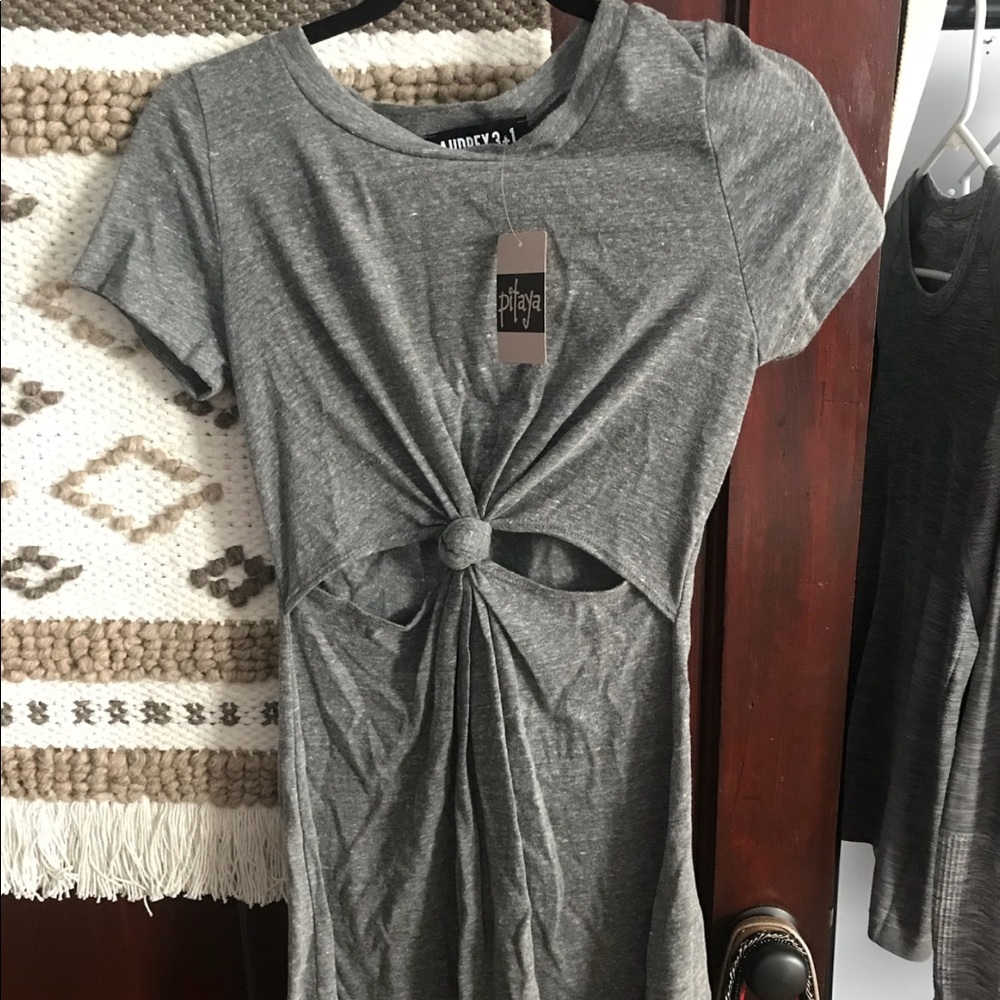 Front knot dress